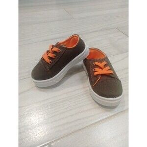 NEW Oomphies sneakers shoes boy size 5